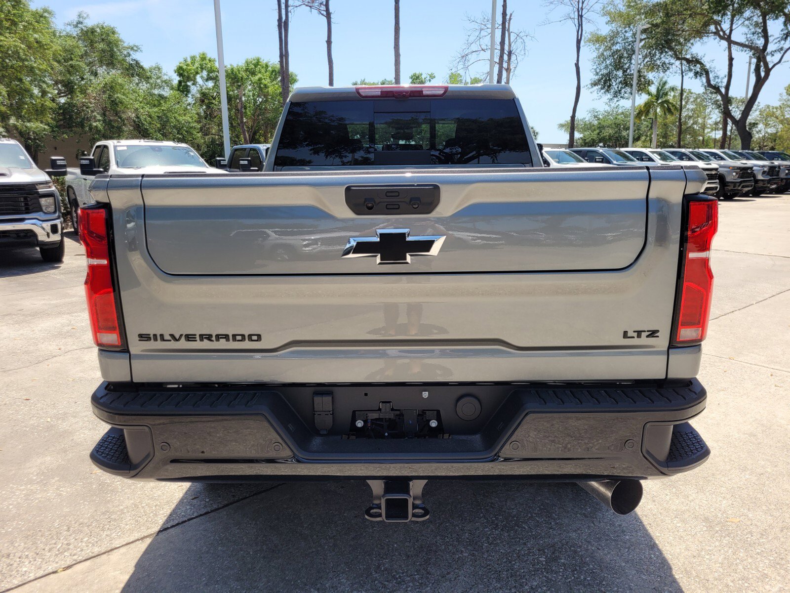 2025 Chevrolet Silverado 2500HD LTZ - Photo 7