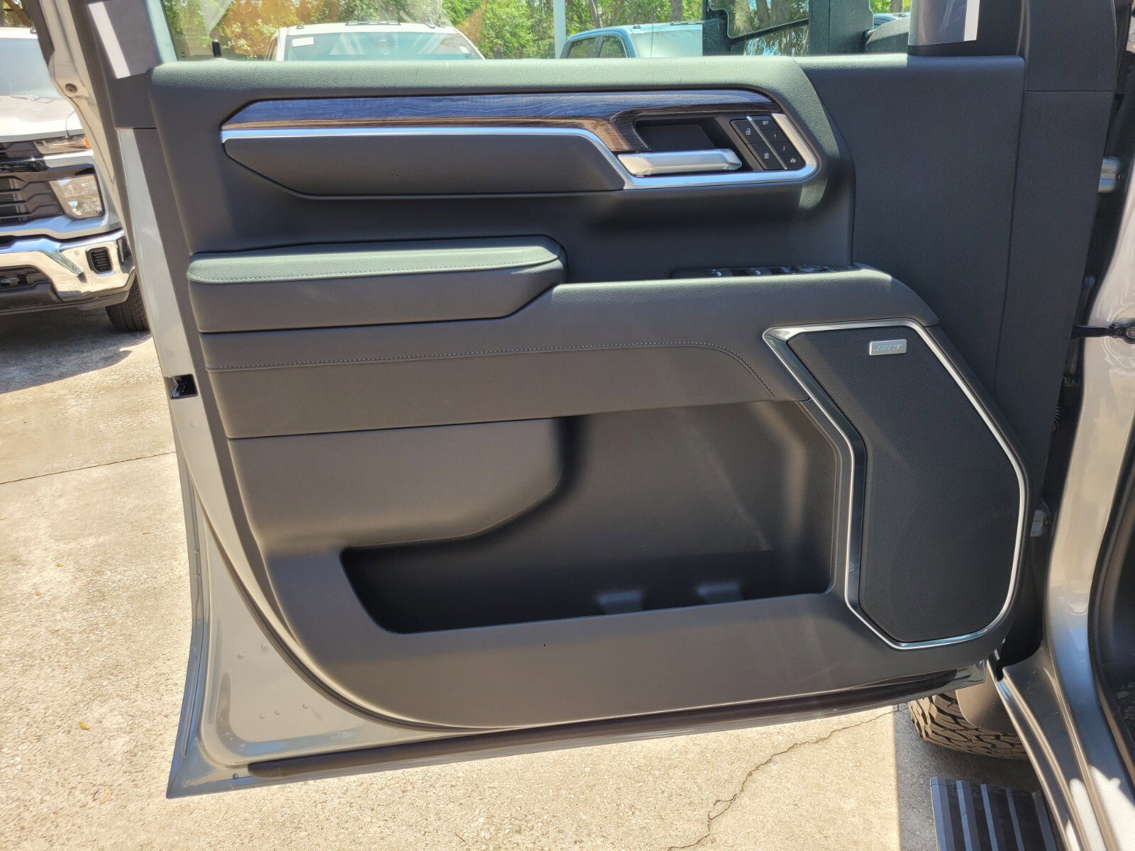 2025 Chevrolet Silverado 2500HD LTZ - Photo 29