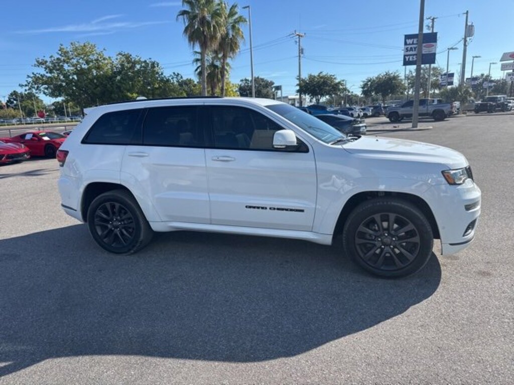 Used 2019 Jeep Grand Cherokee Overland SUV