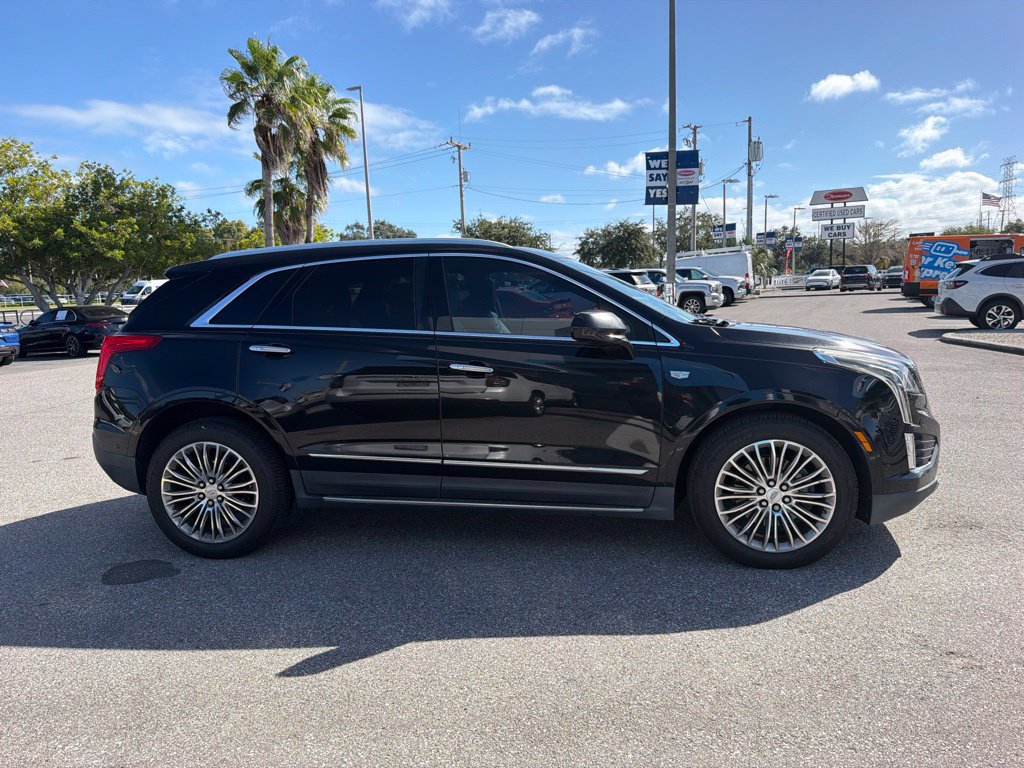 Used 2017 CADILLAC XT5 Platinum SUV
