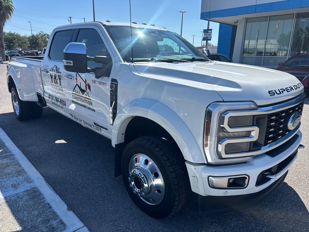 2024 Ford F-450 Super Duty Platinum