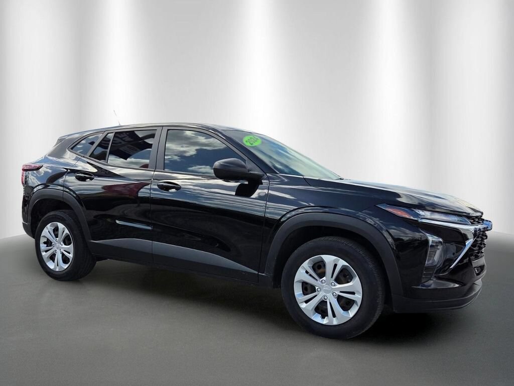 Used 2024 Chevrolet Trax LS SUV