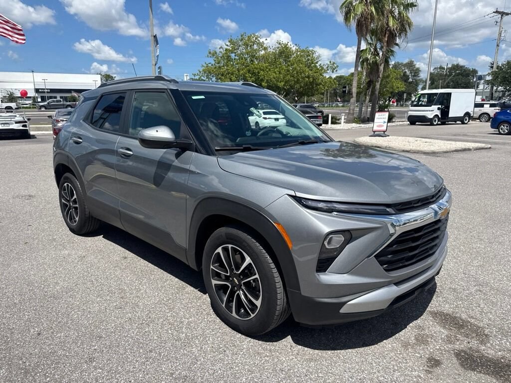Used 2024 Chevrolet Trailblazer LT SUV