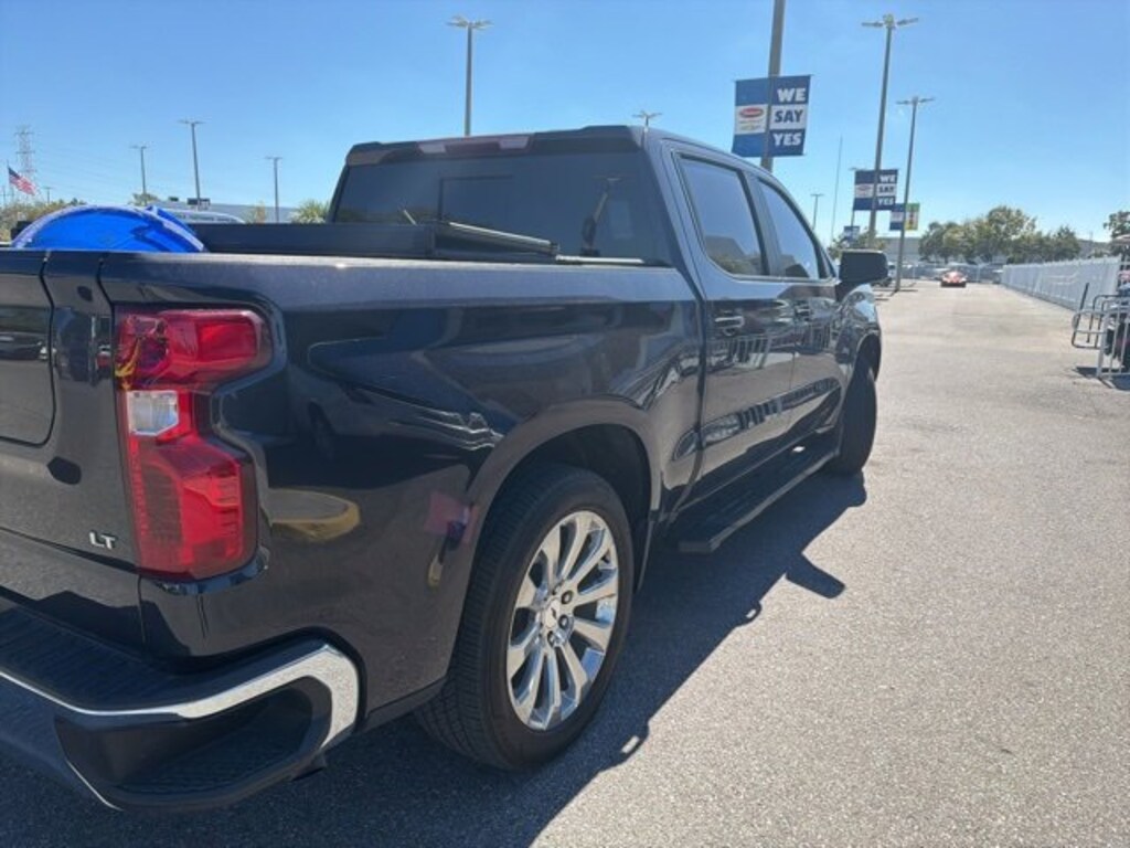 Used 2022 Chevrolet Silverado 1500 LT w/1LT Truck Crew Cab