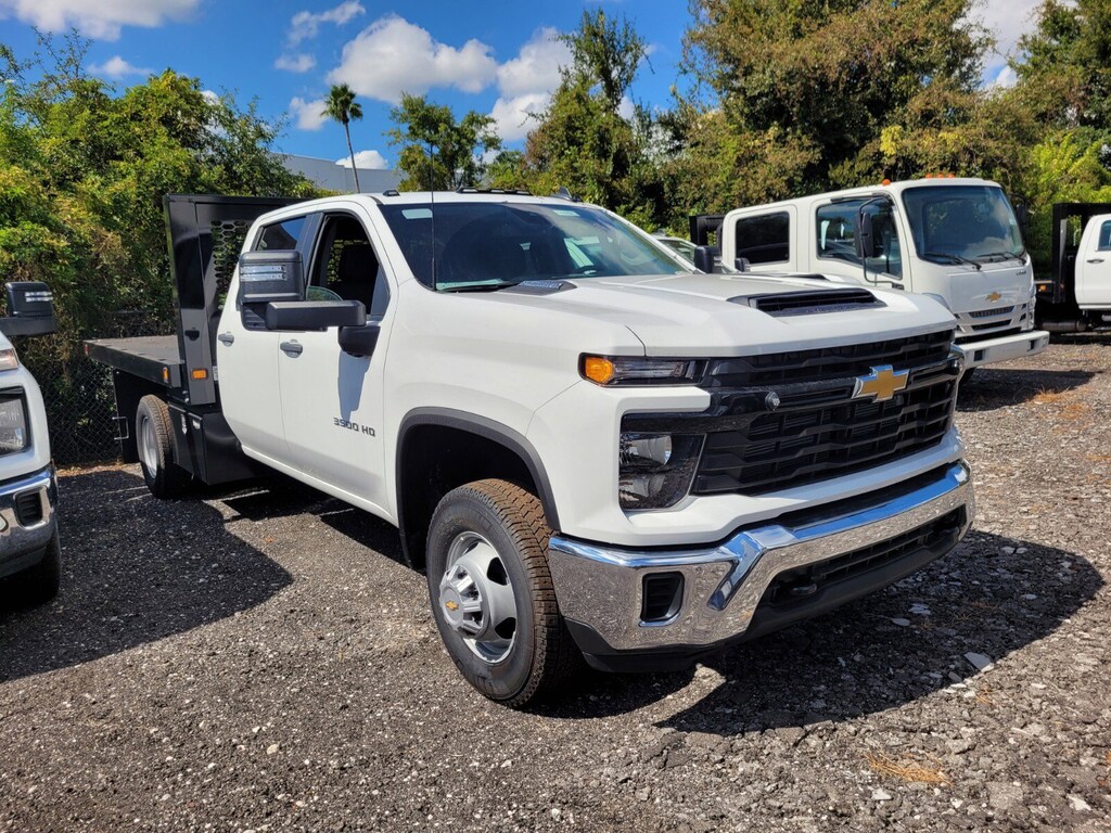 New 2024 Chevrolet Silverado 3500 HD Chassis Work Truck Truck Crew Cab