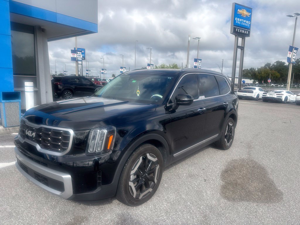 Used 2023 Kia Telluride S SUV