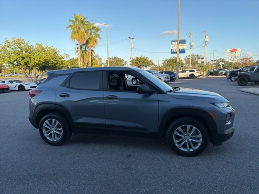 Used 2021 Chevrolet Trailblazer LS SUV