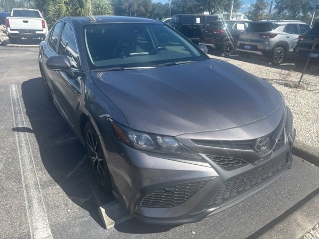 Used 2024 Toyota Camry SE Sedan