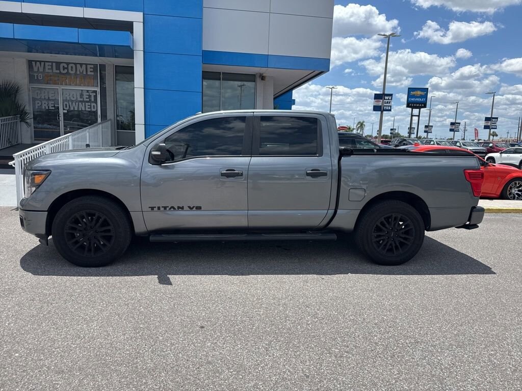 Used 2018 Nissan Titan SL Truck Crew Cab