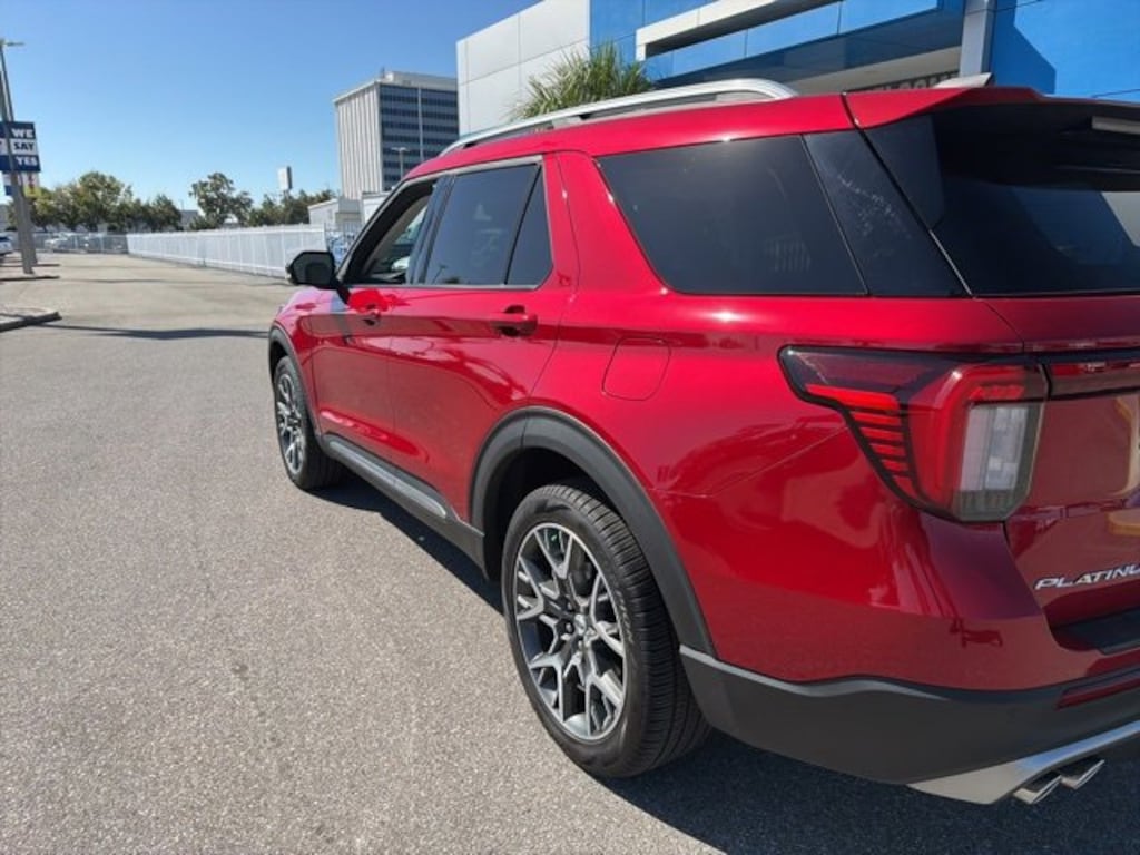 Used 2025 Ford Explorer Platinum SUV