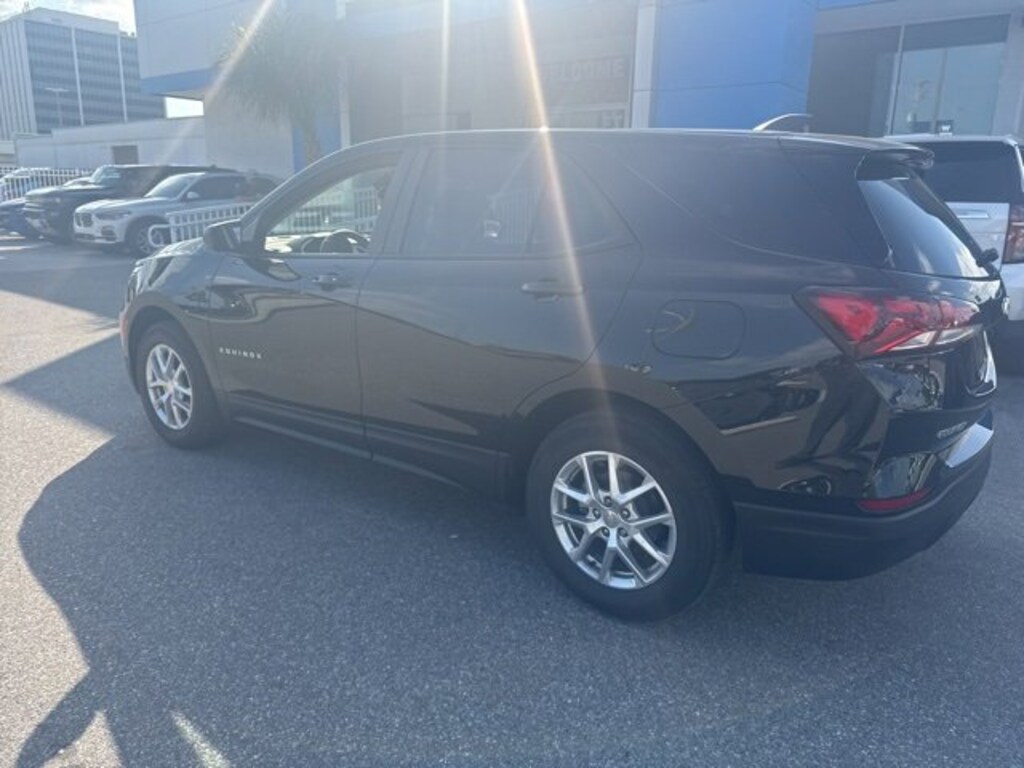 Used 2024 Chevrolet Equinox LS w/1LS SUV