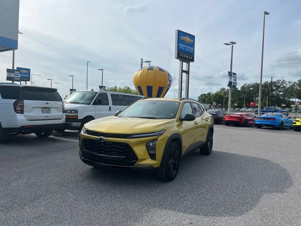 Used 2025 Chevrolet Trax ACTIV SUV