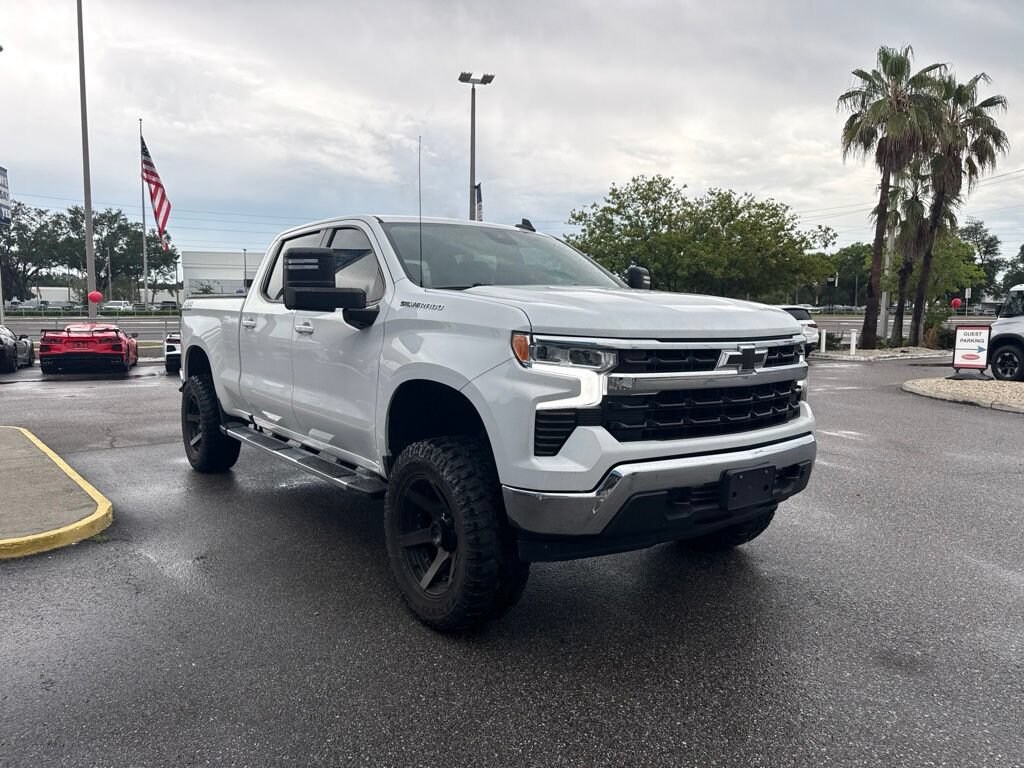 Used 2022 Chevrolet Silverado 1500 LT w/1LT Truck Crew Cab