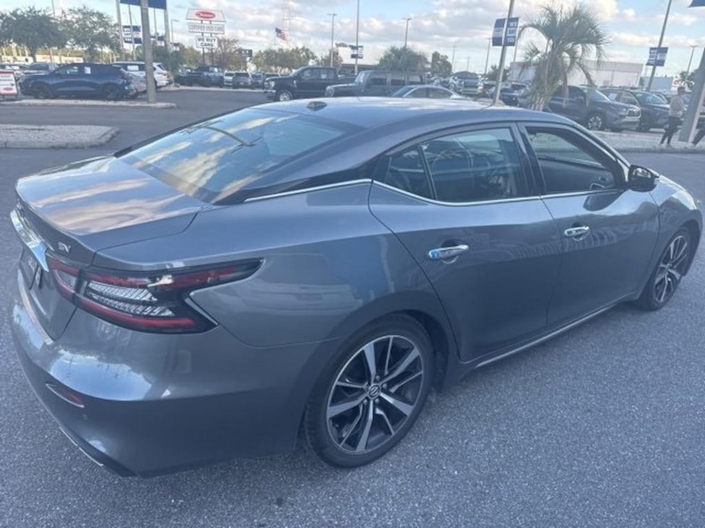 Used 2022 Nissan Maxima SV Sedan