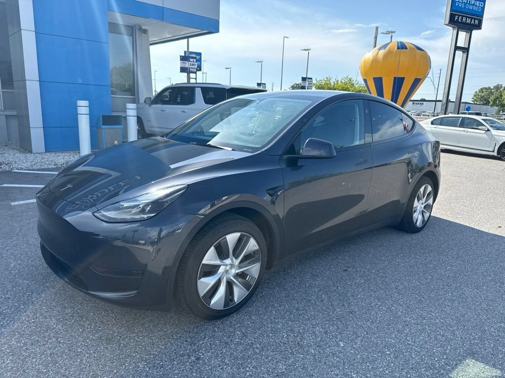 Used 2024 Tesla Model Y SUV
