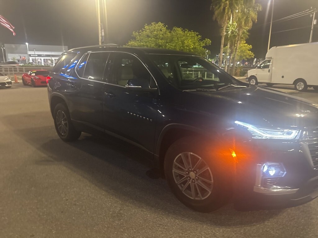 Used 2023 Chevrolet Traverse LT Cloth w/1LT SUV