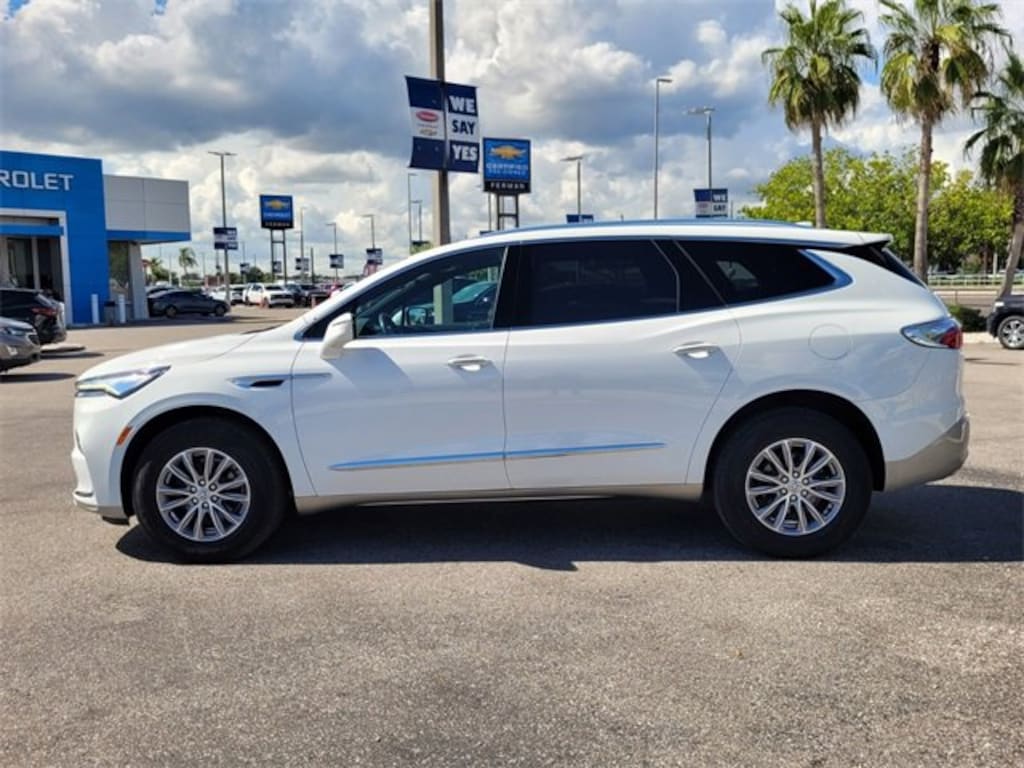 Used 2023 Buick Enclave Essence SUV