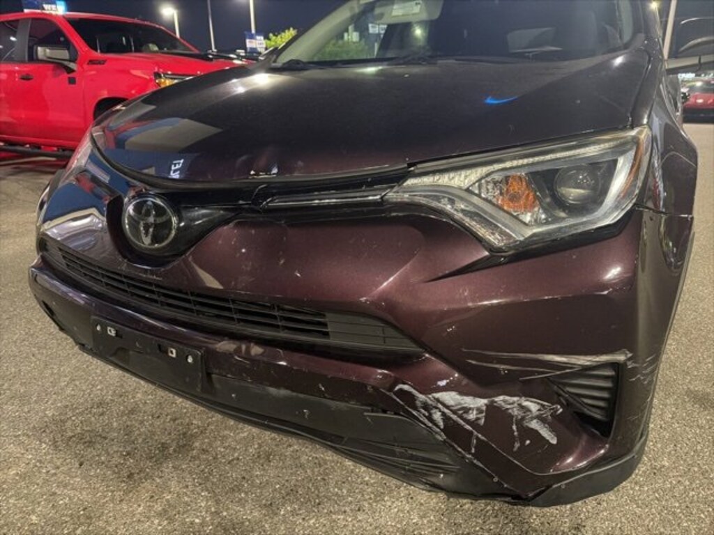 Used 2018 Toyota RAV4 LE SUV