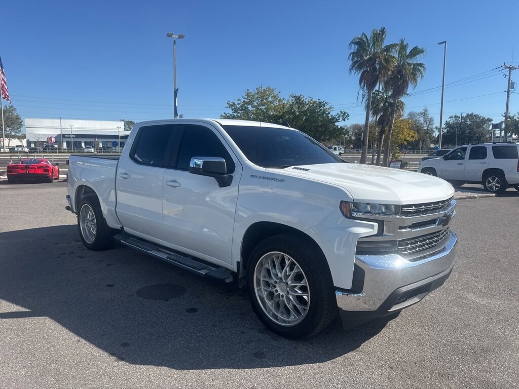 Used 2020 Chevrolet Silverado 1500 LT Truck Crew Cab