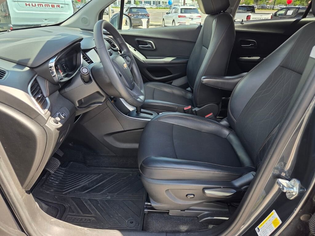 Used 2022 Chevrolet Trax LT SUV