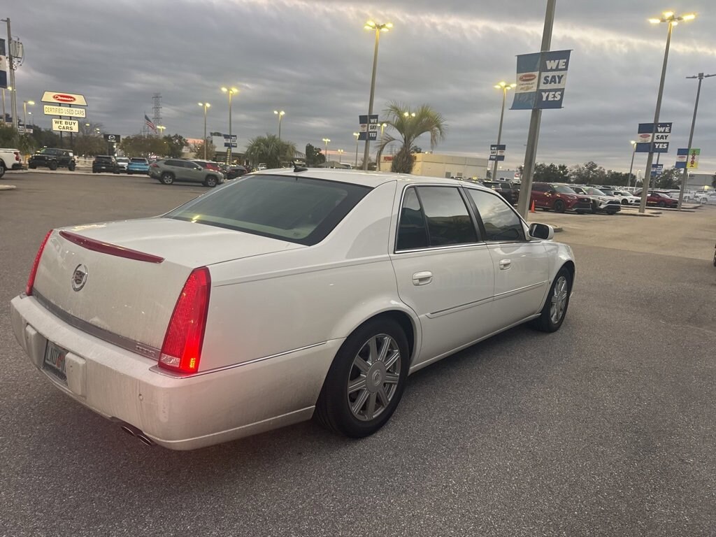 Used 2008 CADILLAC DTS Sedan