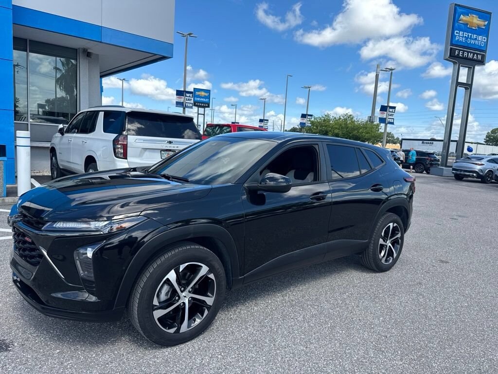Used 2024 Chevrolet Trax 1RS SUV