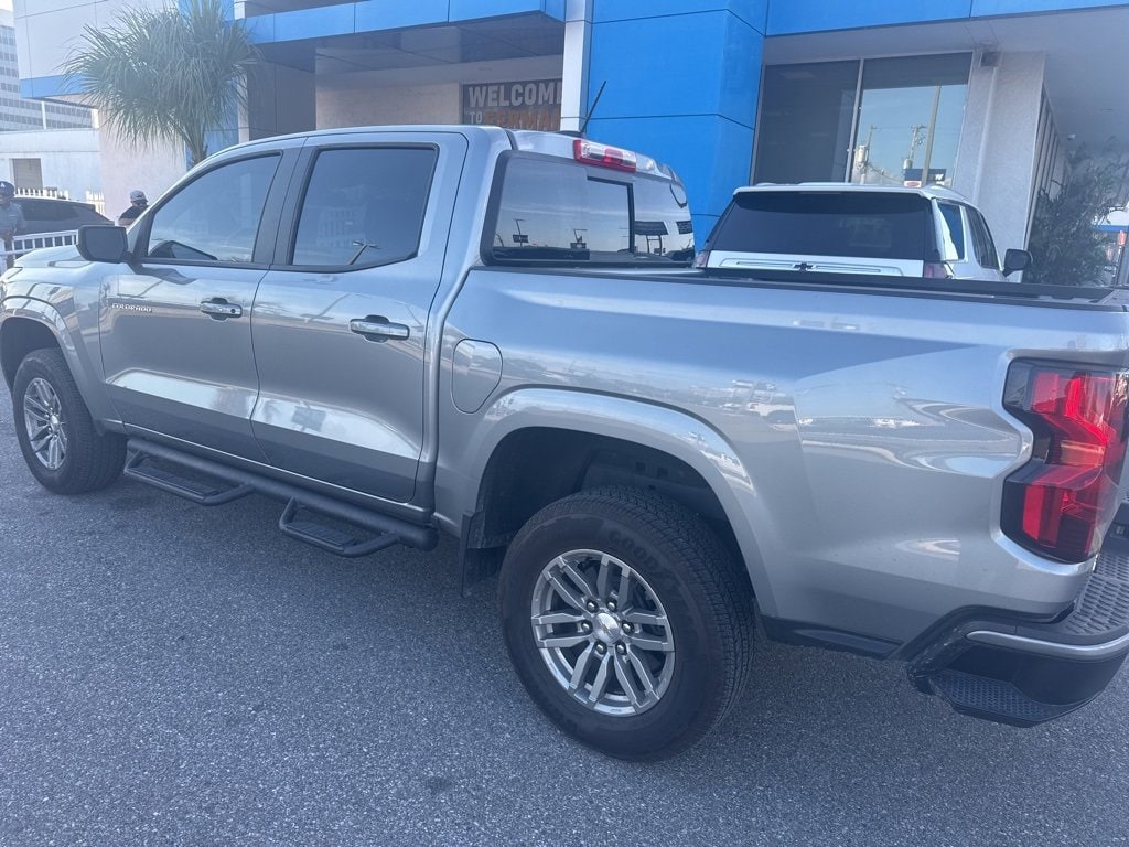 Used 2024 Chevrolet Colorado LT Truck Crew Cab