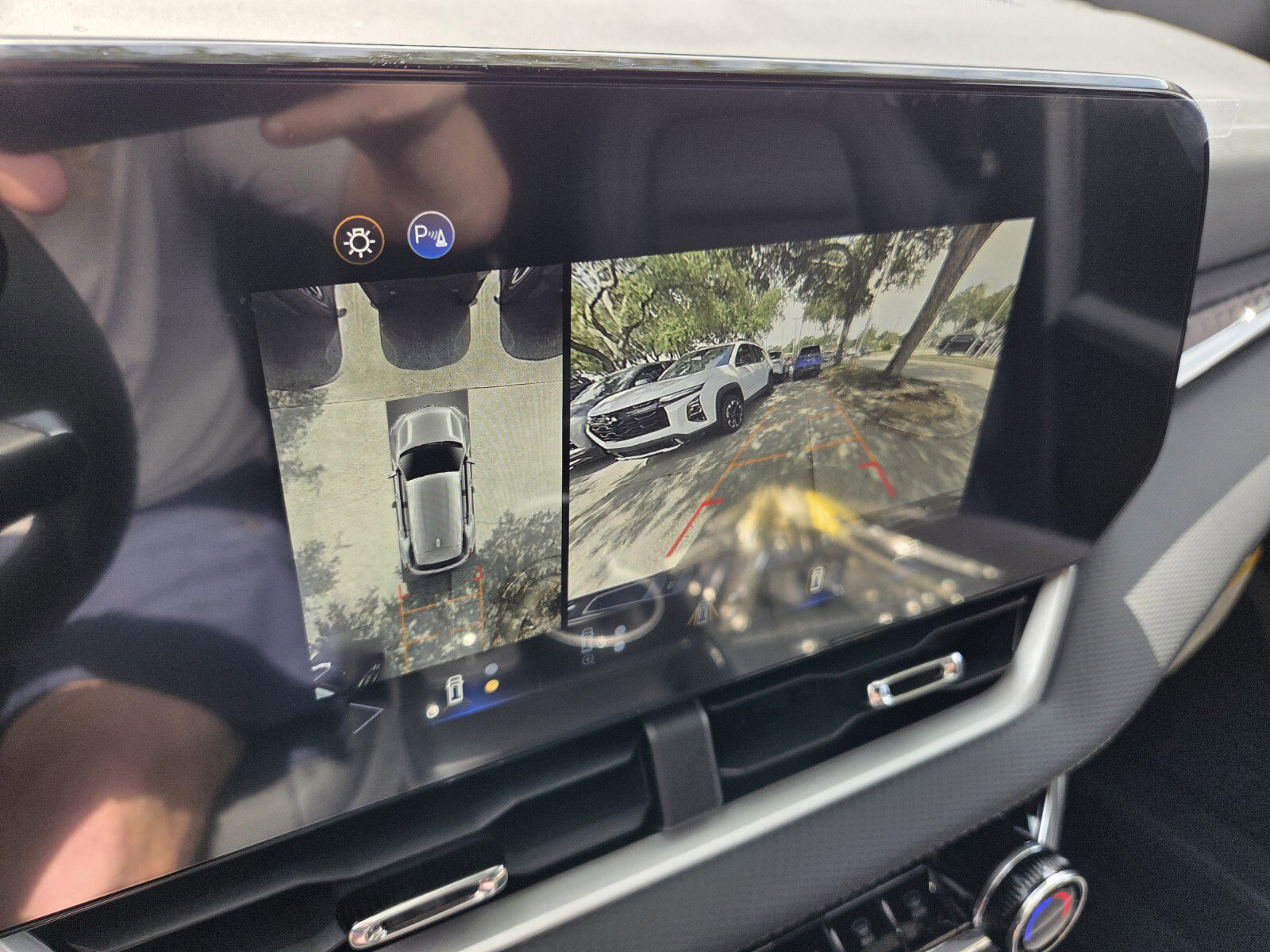 2026 Chevrolet Equinox LT - Photo 34
