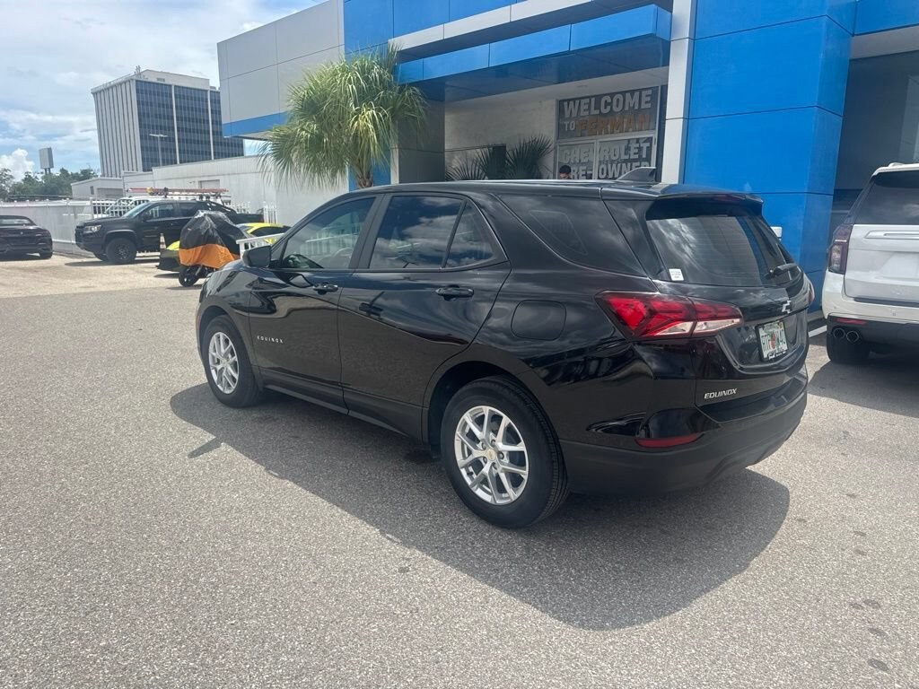 Used 2022 Chevrolet Equinox LS w/1LS SUV