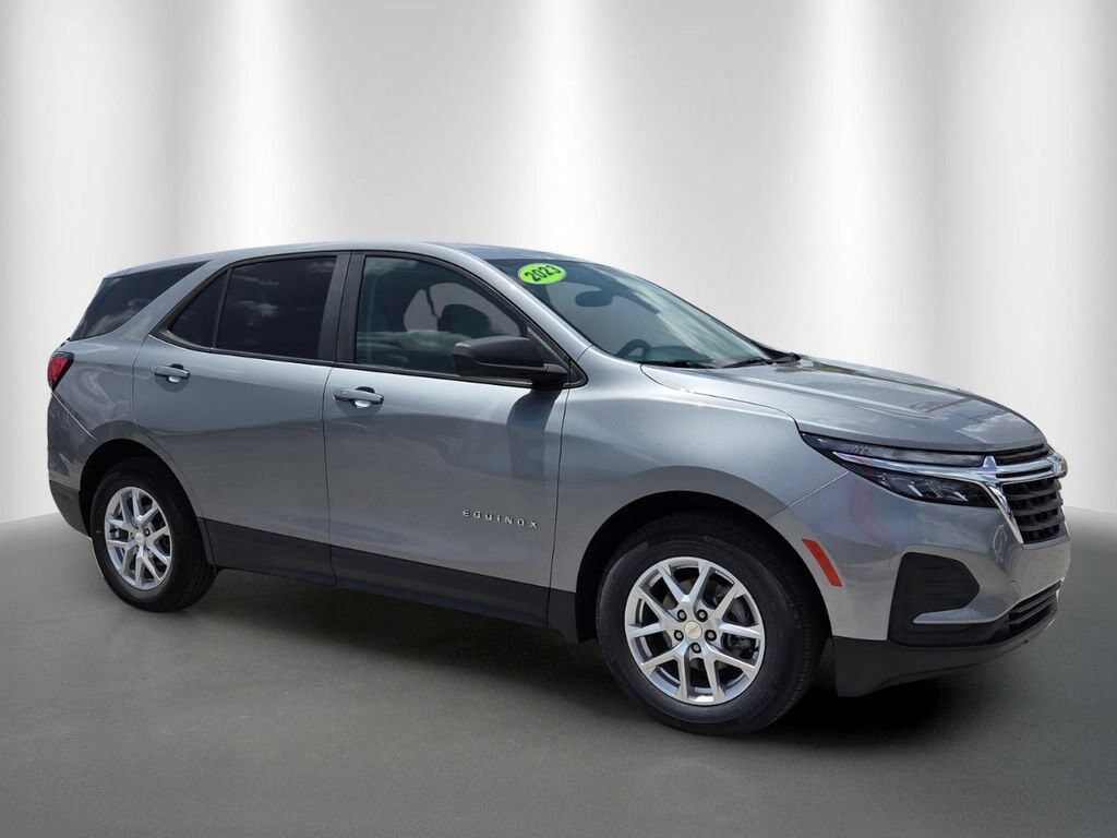Used 2023 Chevrolet Equinox LS w/1LS SUV