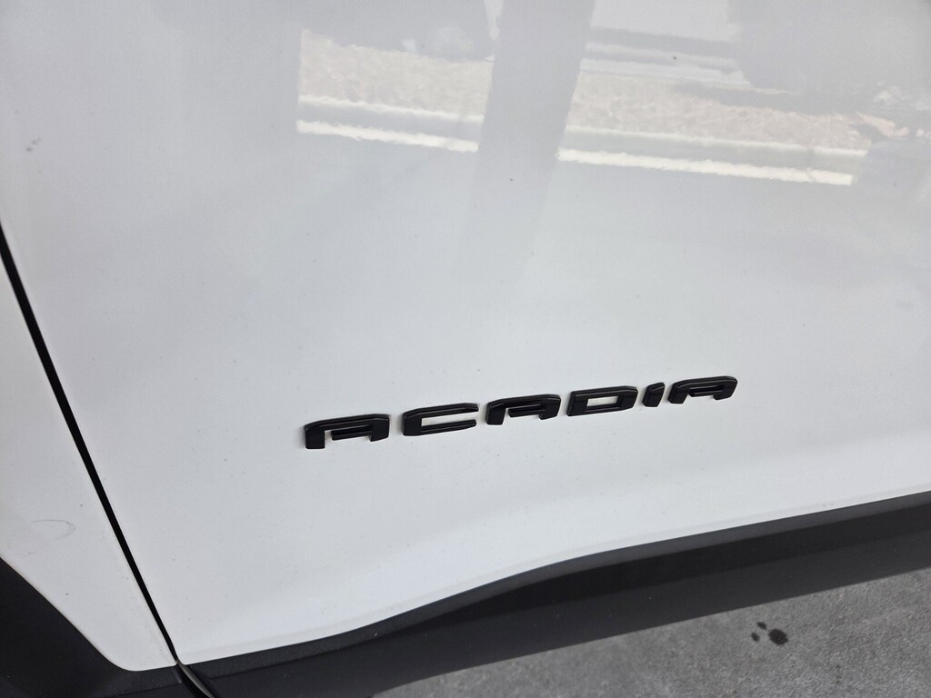 Used 2021 GMC Acadia SLE SUV