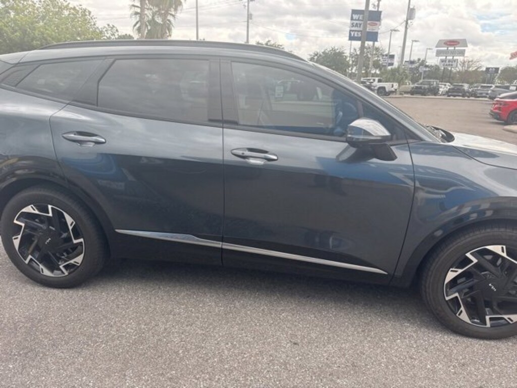 Used 2023 Kia Sportage SX-Prestige SUV