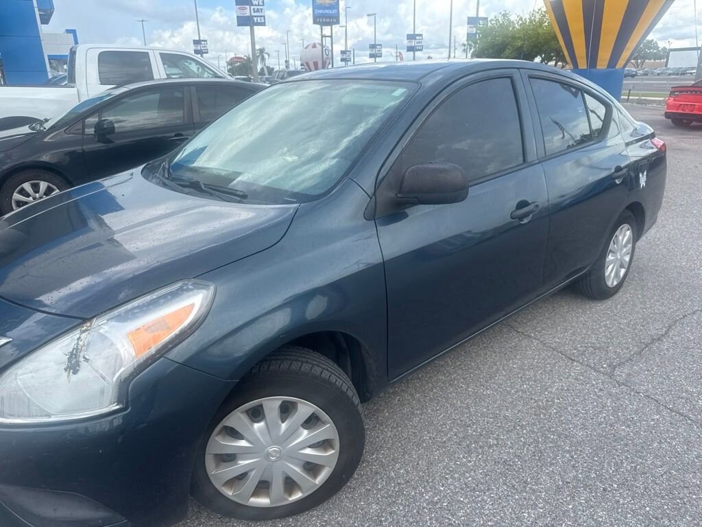 Used 2015 Nissan Versa 1.6 S Sedan