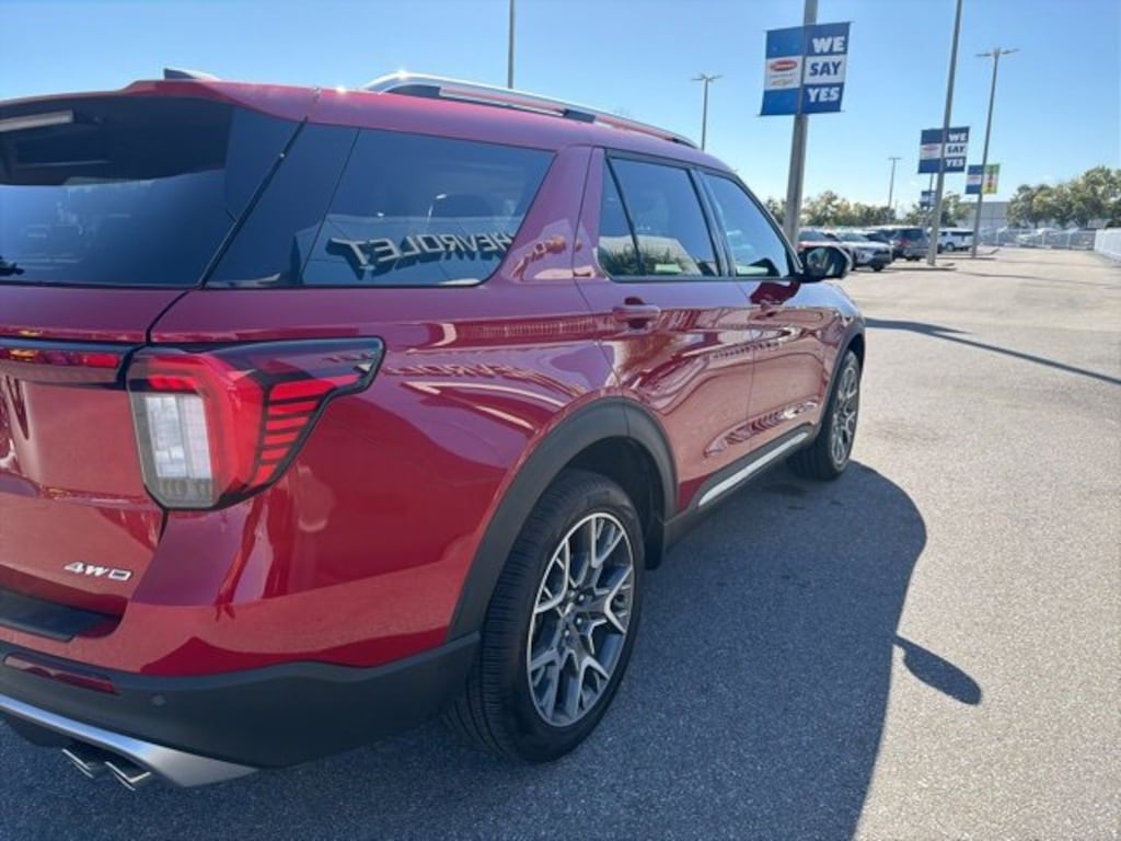 Used 2025 Ford Explorer Platinum SUV