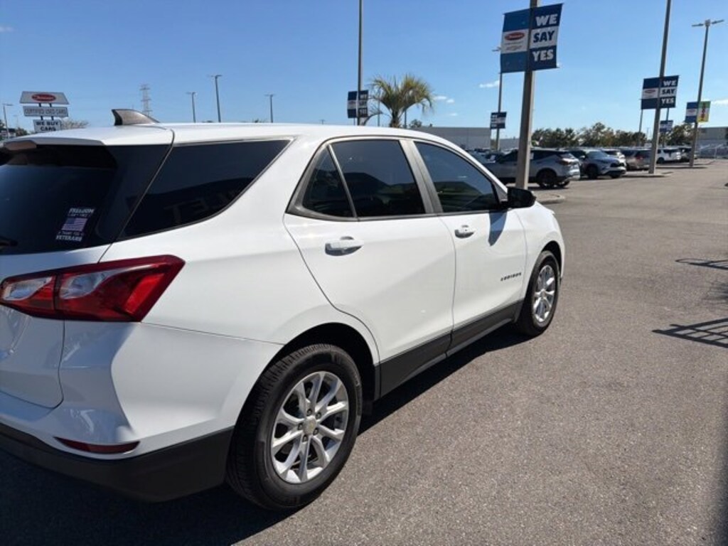 Used 2021 Chevrolet Equinox LS w/1LS SUV