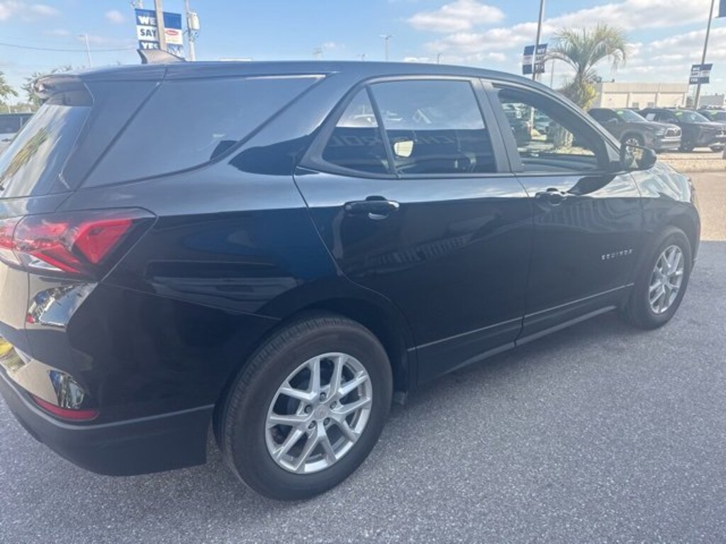 Used 2024 Chevrolet Equinox LS w/1LS SUV