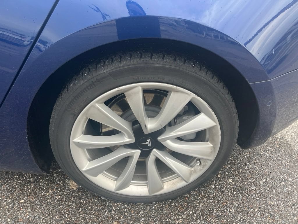 Used 2018 Tesla Model 3 Sedan