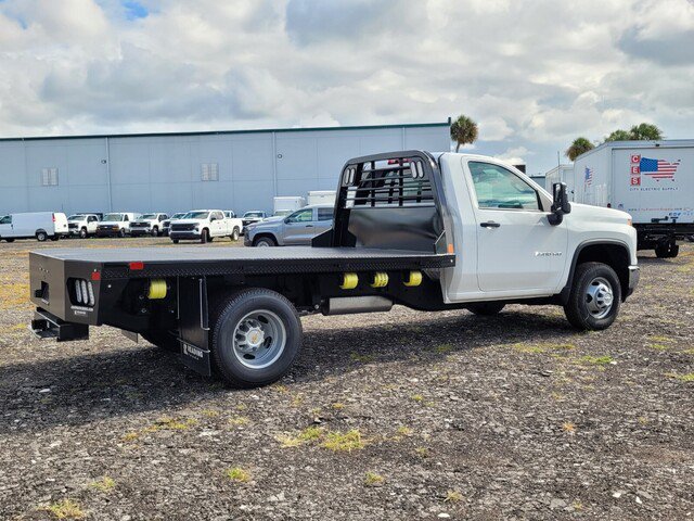 New 2025 Chevrolet Silverado 3500 HD Chassis Work Truck Truck Regular Cab