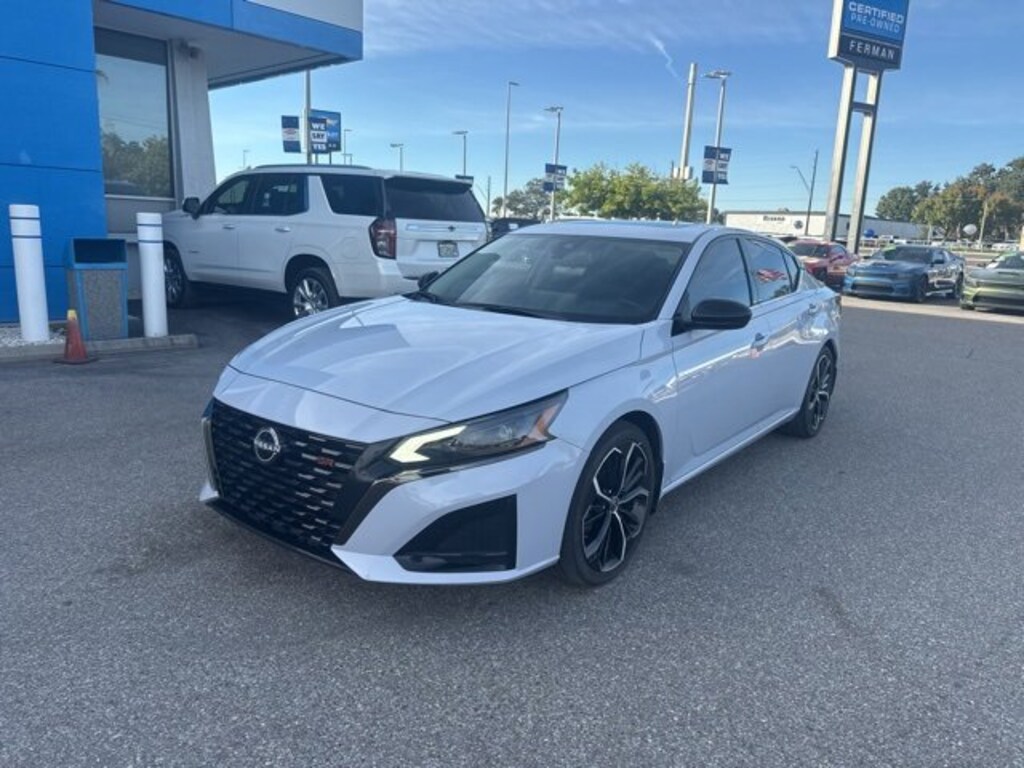 Used 2023 Nissan Altima 2.5 SR Sedan