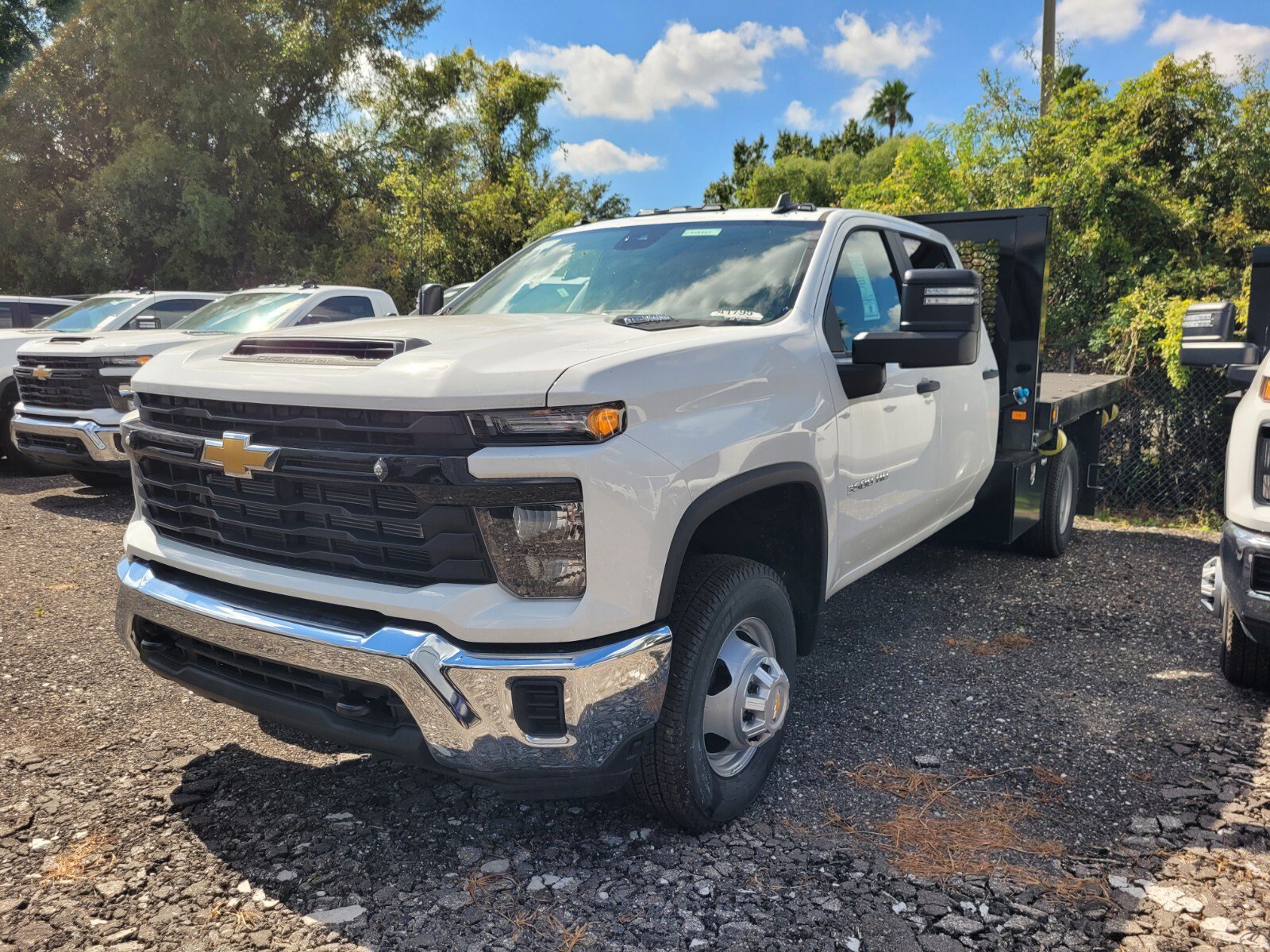 New 2024 Chevrolet Silverado 3500 HD Chassis Work Truck Truck Crew Cab