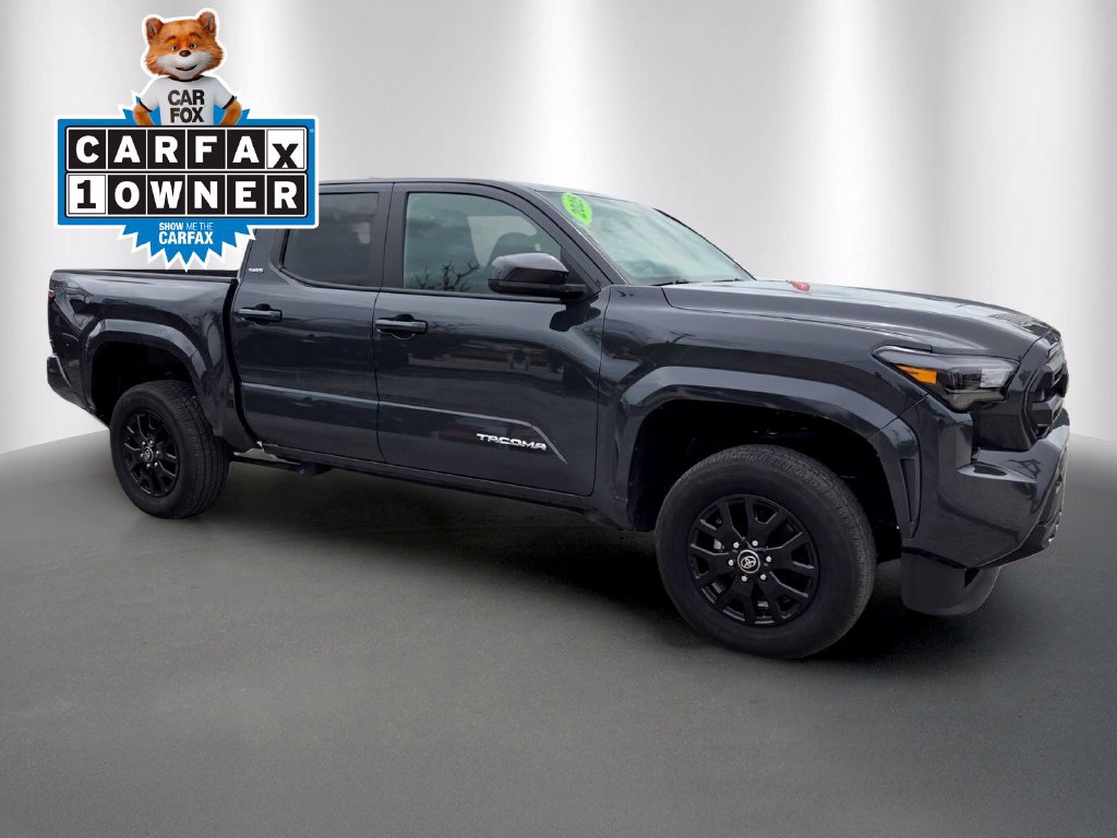 Used 2025 Toyota Tacoma SR5 Truck Double Cab