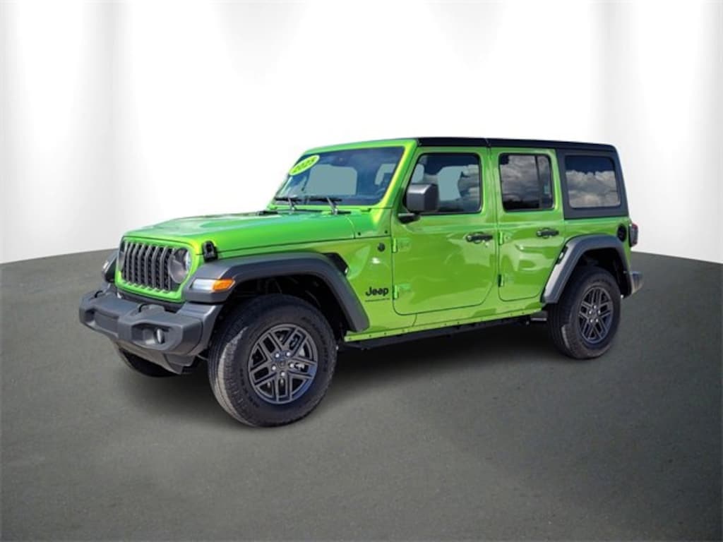 Used 2025 Jeep Wrangler Sport SUV