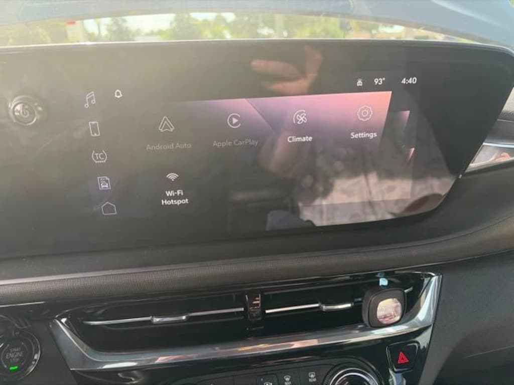 Certified 2025 Buick Envista Sport Touring SUV
