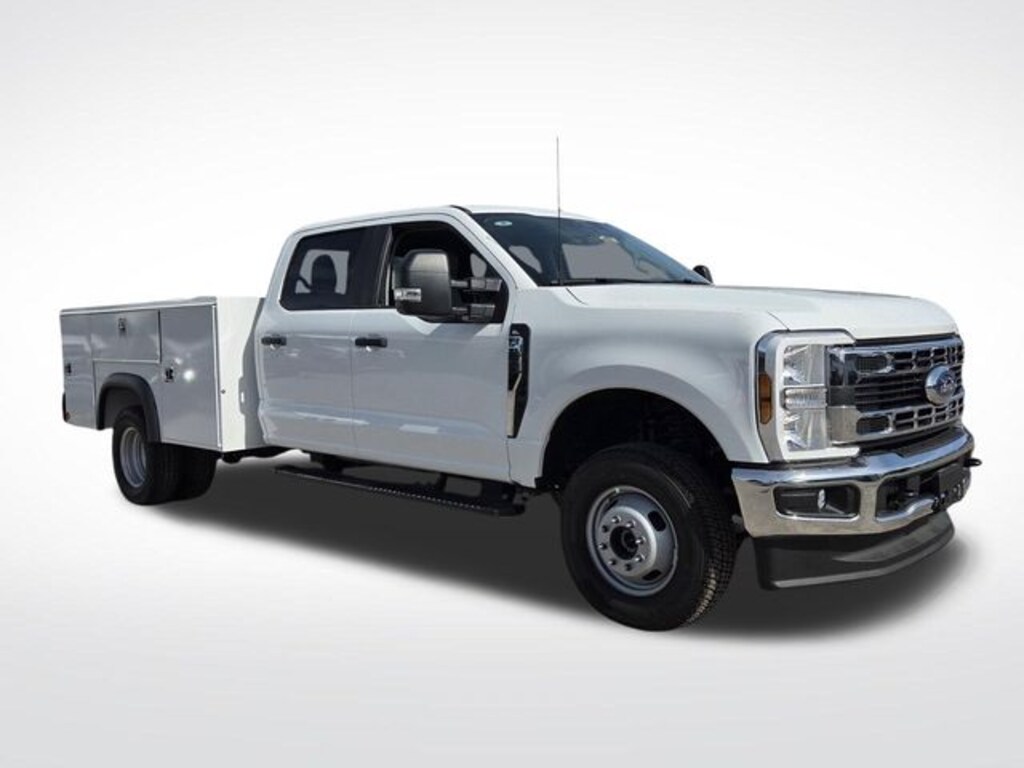New 2026 Ford F-350SD XL Truck Crew Cab