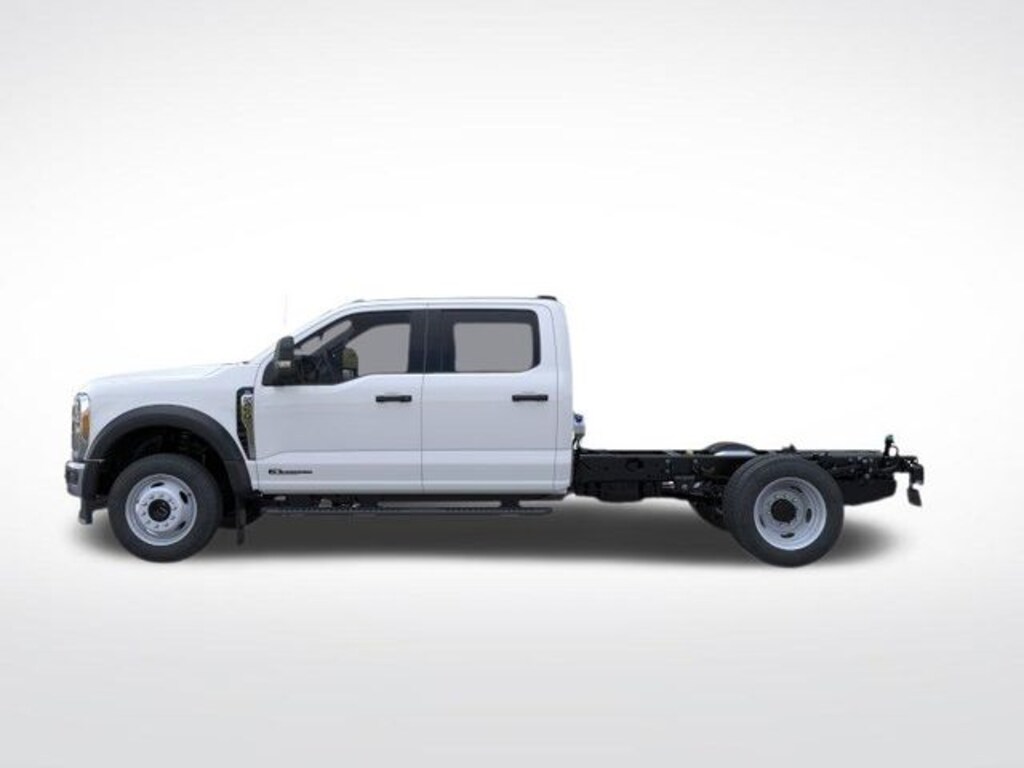 New 2026 Ford F-450 Chassis XL Truck Crew Cab
