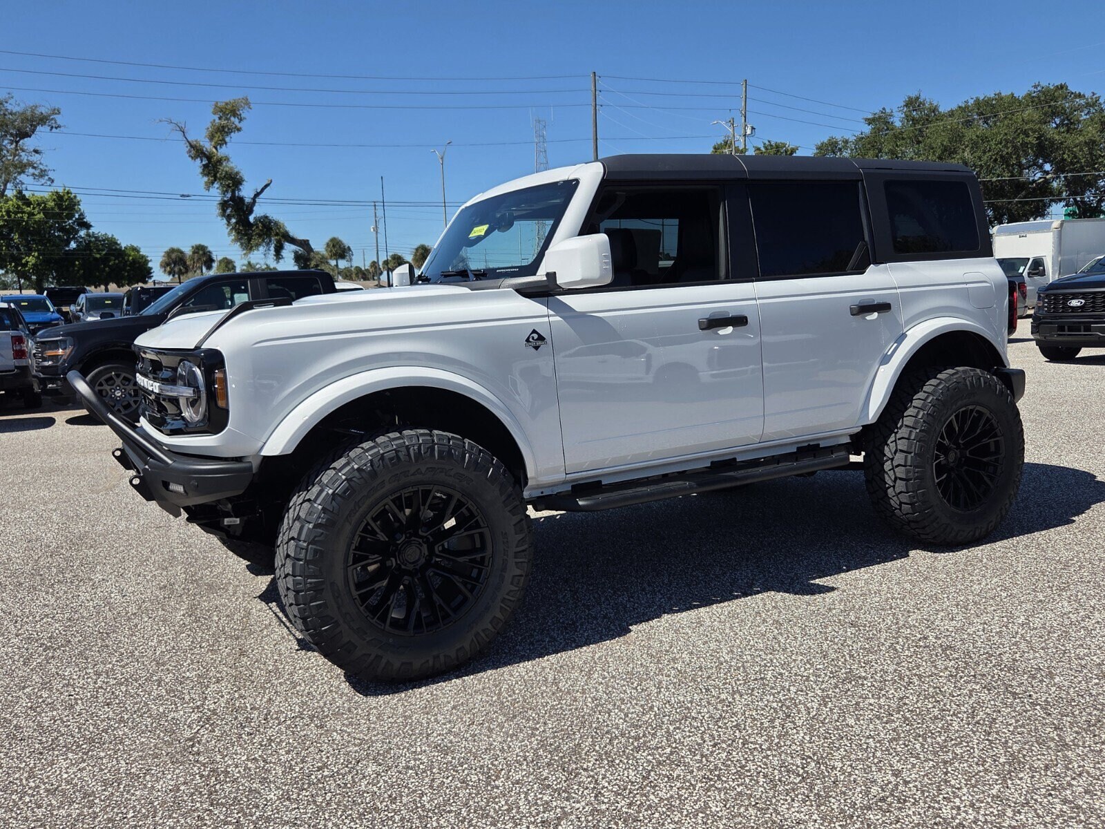 New 2026 Ford Bronco Outer Banks SUV