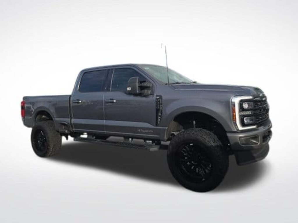 Used 2024 Ford F-250SD XLT Truck Crew Cab