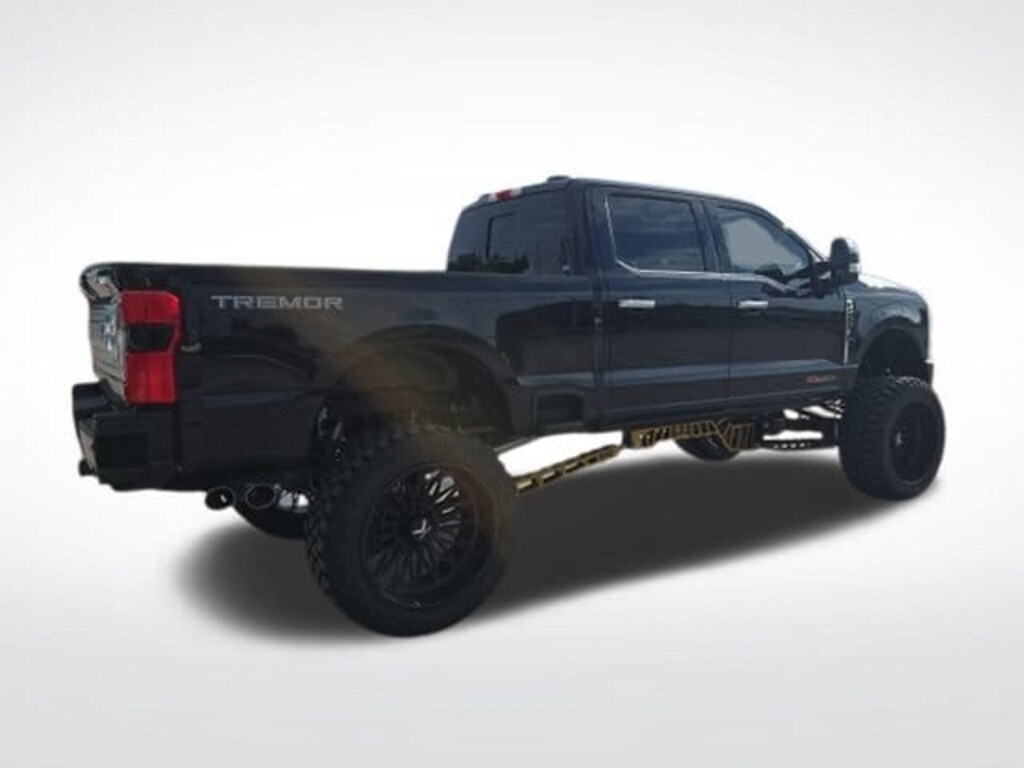 Used 2026 Ford F-250SD Platinum Truck Crew Cab