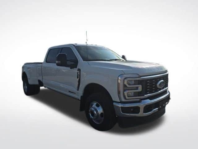 2024 Ford F-350 Lariat 4x4 Crew Cab 8' Box DRW's photo