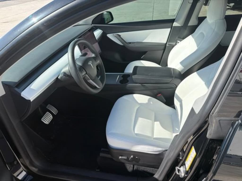 Used 2022 Tesla Model Y Performance SUV